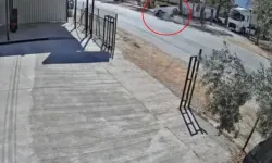 Kaldırıma Çarpıp Ters Dönen Otomobildeki Baba Oğul Yaralandı