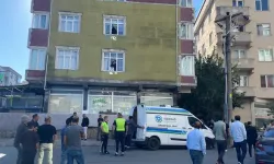 Tartıştığı Eşini Öldürüp, Sabaha Kadar Başında Bekledi