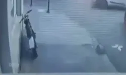 Zeytinburnu’nda Elektrikli Bisiklet Hırsızlığı Kamerada