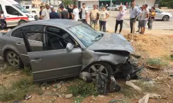 Kozan'da Otomobiller Çarpıştı: 4 Yaralı