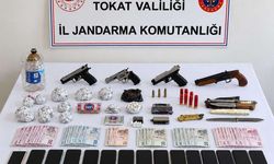 Tokat’ta Jandarmadan Zehir Tacirlerine Büyük Darbe: 3 İlçede 20 Şüpheli Yakalandı