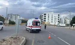 Otomobil İle Çarpışan Motosiklet Sürücüsü Yaralandı
