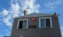 Kaçak Evinin Yıkımına Engel Olmak İçin Benzin Bidonuyla Çatıya Çıktı