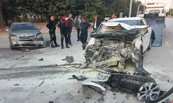 Zincirleme Kazada 5 Kişi Yaralandı