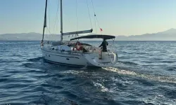Kuşadası Açıklarında 10 Kaçak Göçmen Yakalandı