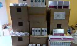Sakarya'da 10 Bin 700 Adet Kaçak Kozmetik Dolgu Ürünü Ele Geçirildi