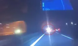 Ters Yönde İlerleyen Otomobil, Tehlike Yarattı; O Anlar Kamerada