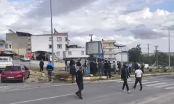 Diyarbakır’da Kamyonet İle Otomobil Çarpıştı: 2 Yaralı