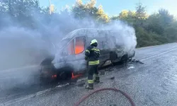 Bodrum’da Okul Servis Minibüsü Yandı