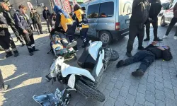 Hafif Ticari Araç İle Motosiklet Çarpıştı; 1'i Ağır, 2 Yaralı