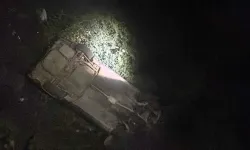 Köprüden Dere Yatağına Düşen Otomobilin Sürücüsü Yaralandı