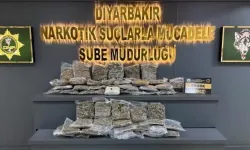 Diyarbakır'da Asayiş Ve Uyuşturucu Denetimlerinde 39 Kilo Uyuşturucu Ele Geçirildi