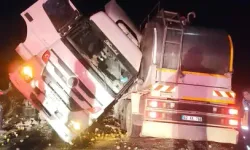 Tanker İle TIR Çarpıştı: 1 Ölü, 1 Yaralı