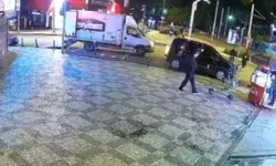 Kadıköy'de Haraç İçin Döviz Bürosunu Kurşunlayan Şüpheliler Kamerada: 5 Gözaltı