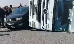 Nusaybin’de Devrilen TIR’ın Sürücüsü Yaralandı