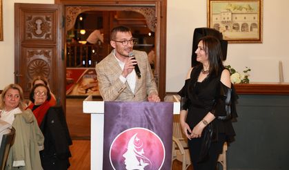 Başkan Yazıcıoğlu, Tokatlı Kadınların Sanat Gecesinde Nağmelere Eşlik Etti