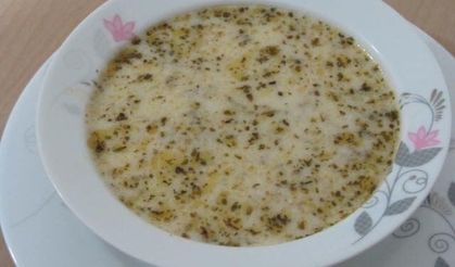 Erbaa’da Ramazan Sofralarının Vazgeçilmezi: Yoğurtlu Sıkma Tarhana