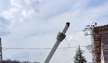 Erbaa’daki Depremde Hasar Gören Minare, Kontrollü Olarak Yıkıldı