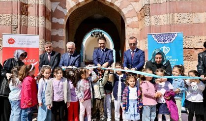 Tokat’ta Sanat Buluşması: “Sırrı Kalemden, Ruhu Tokat’tan” Sergisi Açıldı