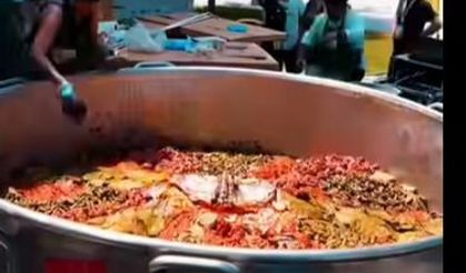 Erbaa’da Rekor Hazırlığı: Dev Kazanlarda 100 Bin 60 Adet Baklalı Dolma Hazırlanıyor!