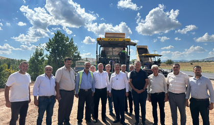 Milletvekili Cüneyt Aldemir Turhal ile Zile Arasındaki Yol Çalışmalarını İnceledi