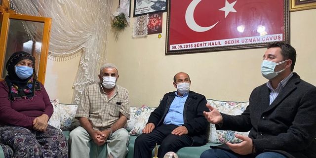 Turhal Belediye Başkanı İlker Bekler'den 'Çat Kapı' ziyaretler