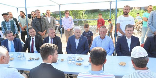Son Başbakan Binali Yıldırım Erbaa’da Şehit Ailesini Ziyaret Etti