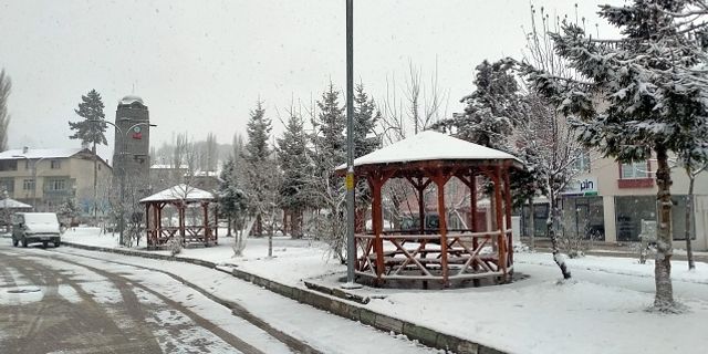 Tokat'ın Yüksek Kesimlerinde Kar Yağışı Etkili Oldu