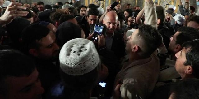 Bakan Soylu Sabah Namazını Ayasofya Camii'nde Kıldı