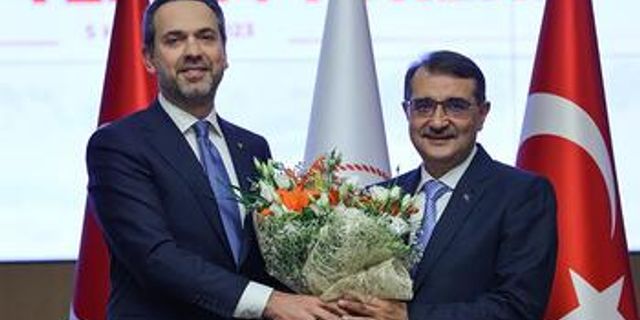 Enerji Ve Tabii Kaynaklar Bakanı Bayraktar, Dönmez'den Görevi Devraldı