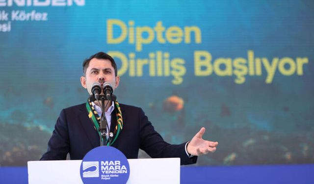 Bakan Kurum: İzmit Körfezi’ni 8 Milyon Ton Çamurdan Kurtaracağız