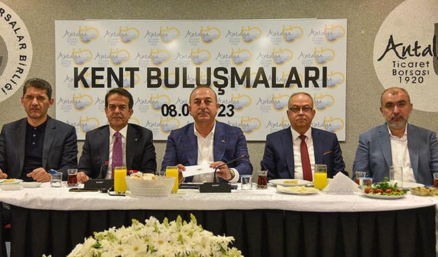 Bakan Çavuşoğlu: Avrupa'ya Gaz Tedariğine Başladık
