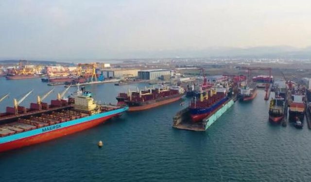 Aynı Firmanın Yemeğinden Yiyen 140 Tersane İşçisi Zehirlendi