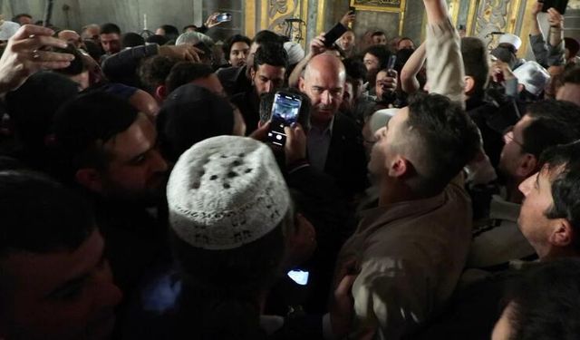 Bakan Soylu Sabah Namazını Ayasofya Camii'nde Kıldı