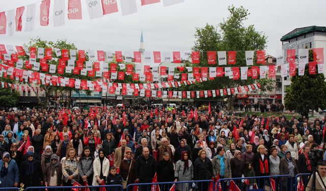 Cumhuriyet Halk Partisi (Chp) Erbaa Cumhuriyet Meydanında Miting Düzenledi
