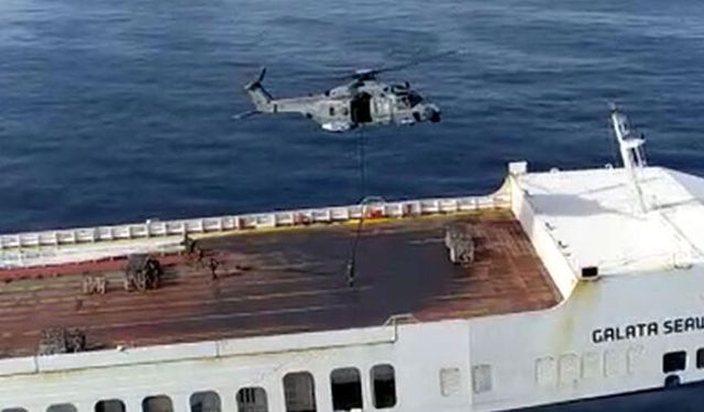 Türk Bayraklı ‘Galata Seaways’ Gemisine Müdahale Edildi, 25 Kişi Emniyete Alındı