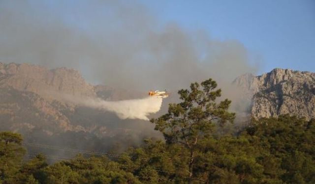 Kemer'deki Orman Yangını Devam Ediyor