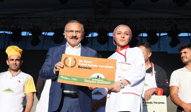 Tokat’ta Topçam Şenlikleri; 7 Erkeğe Karşı Yarıştığı Kebap Yarışmasını Kazandı