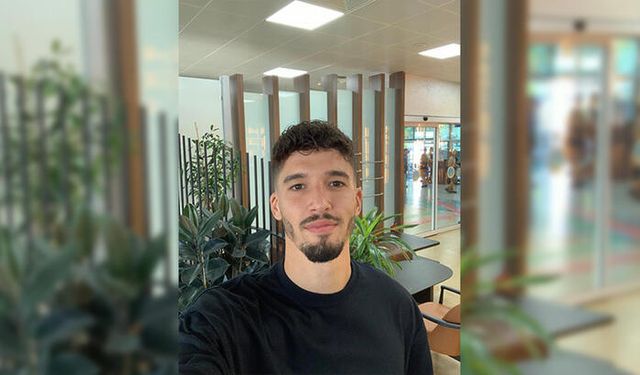 Altay Bayındır, İngiltere'de