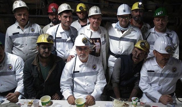 Bakan Işıkhan, Zonguldak'ta 1 İşçinin Hayatını Yitirdiği Madene Ziyarette Bulundu
