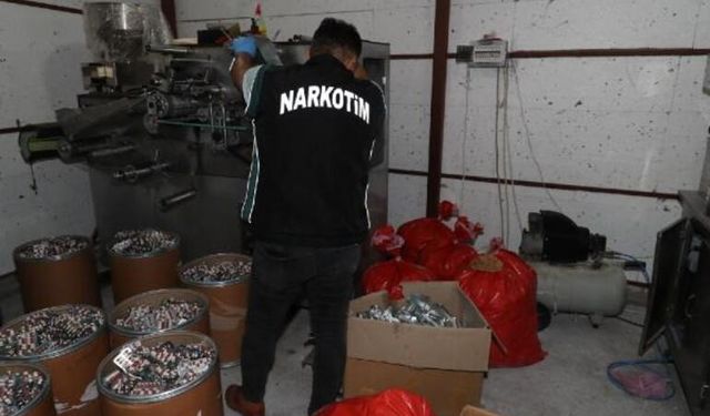 Uyuşturucu İmalathanesine Baskında 3 Tutuklama
