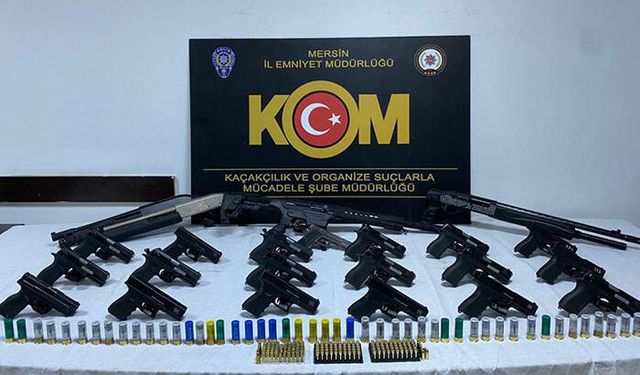 Mersin'de Ruhsatsız Silah Ve Uyuşturucu Operasyonu Gerçekleştirildi