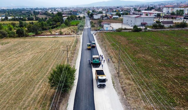 Erbaa Belediyesi Avrasya Caddesinde Sıcak Asfalt Çalışması Başlattı