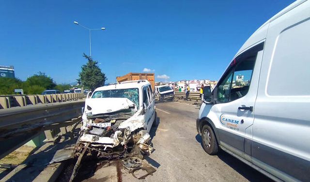 Samsun'da Zincirleme Trafik Kazası: 2 Yaralı