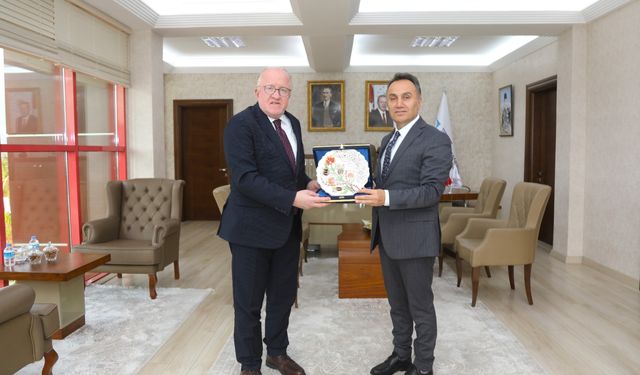 Samsun Üniversitesi Rektöründen Togü Ziyareti