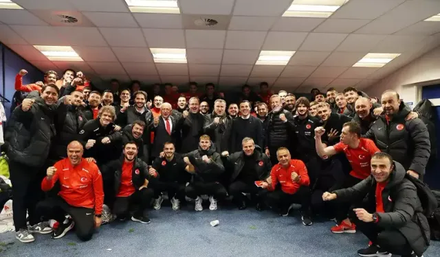 Cumhurbaşkanı Erdoğan'dan A Milli Futbol Takımı'na Tebrik Telefonu