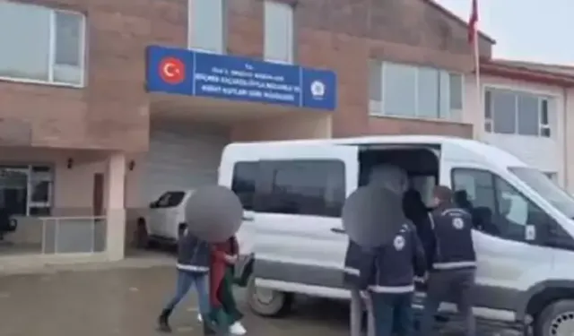 Göçmen Kaçakçılığına 9 Tutuklama
