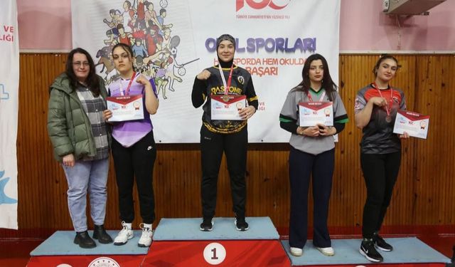 Tokatlı Öğrenci Türkiye İkincisi, Afyonkarahisarlı Sporcu Türkiye Şampiyonu