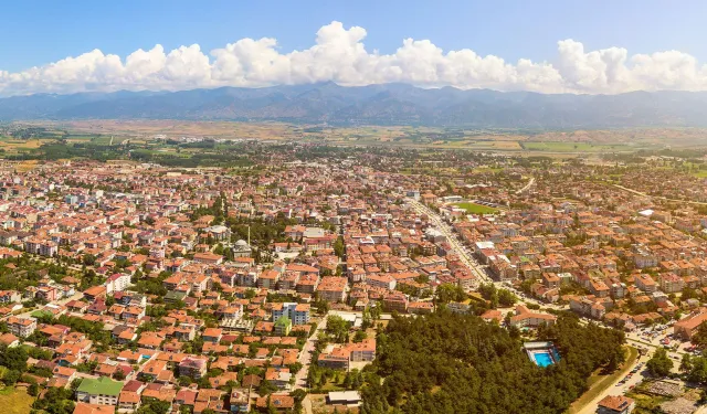 Erbaa'da Trafik Sorunu Giderek Büyüyor