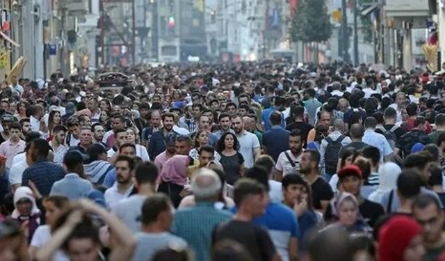 İşsizlik ve Çözüm Yolları: Ekonomik Kalkınma İçin Atılması Gereken Adımlar